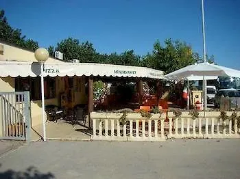 Camping Villaggio Cortina